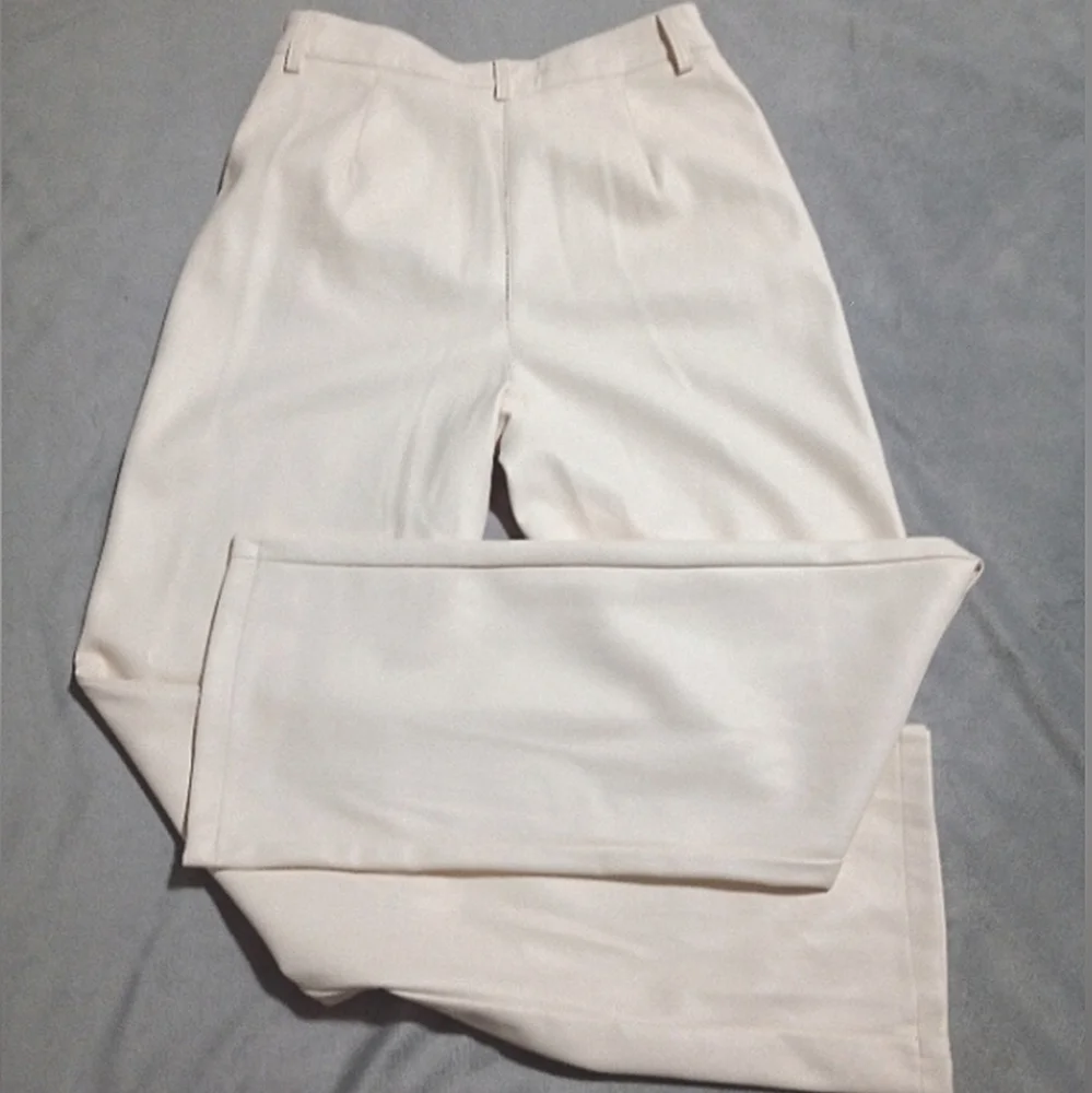 Lucy Paris Adler Faux Leather Pants Ladies Size Small Cream Colored So Soft! - Picture 7 of 8